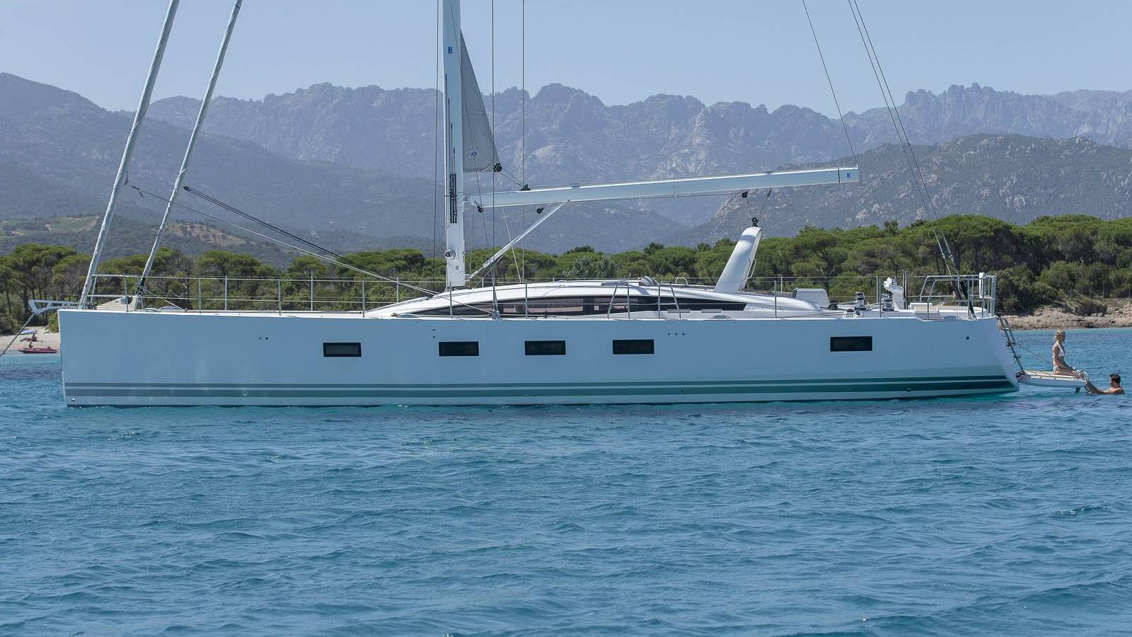 Argentous Luxury yacht
